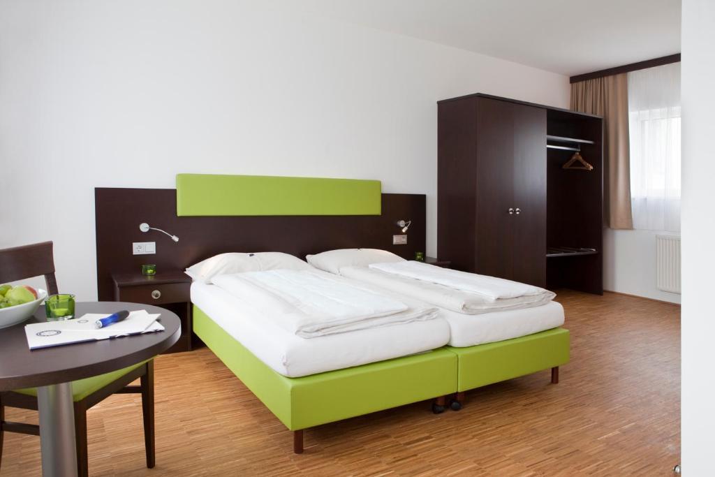 Stadthotel Вайдгофен-ан-дер-Тайя Номер фото